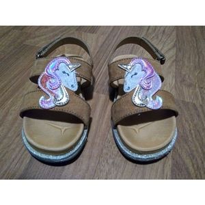 Cat & Jack Toddler Sandels